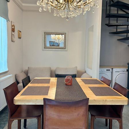 Apartamento Avrora House Free Parking In Old Town Liubliana Exterior foto