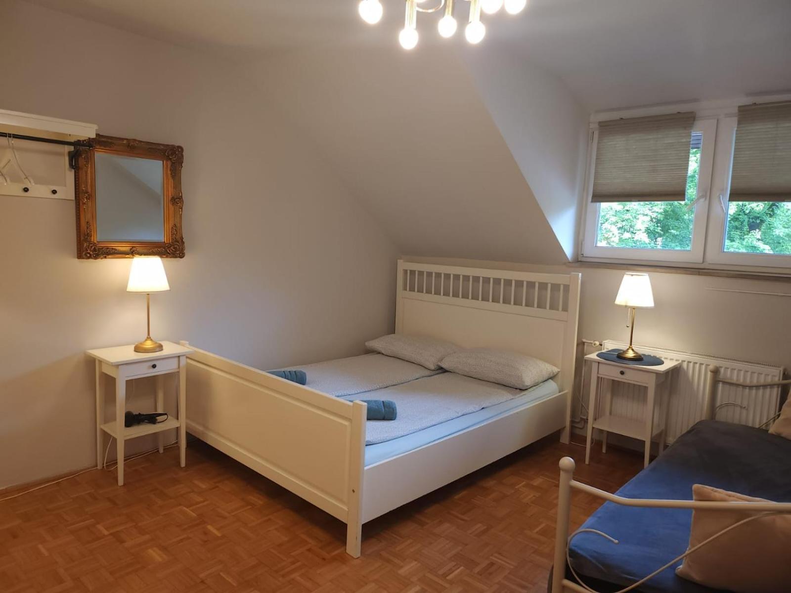 Apartamento Avrora House Free Parking In Old Town Liubliana Exterior foto